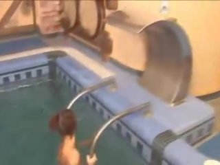 Erotic lezzies in the swimming pool